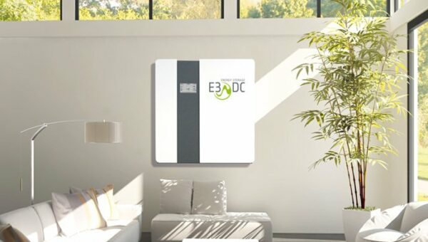 S10MINI_PV-Speicher_Wand_jit